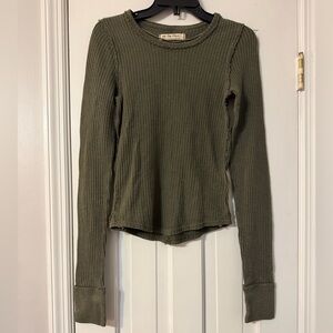 FREE PEOPLE We The Free Roll With it Thermal Moss Shaved Waffle Knit
Small